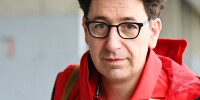 Foto zur News: Tsunoda-Tsunami: Mattia Binotto entschuldigt sich für &quot;schlechten Witz&quot;