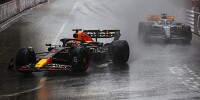 Foto zur News: Zweimal in Mauer: Verstappen gewinnt Regendrama vor unglücklichem Alonso