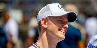 Foto zur News: &quot;Mit meinem Vater geteilt&quot;: Mick Schumacher liebt Fallschirmspringen