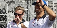 Foto zur News: &quot;Back-up-Lösung für Sergio&quot;: Darum hielt Red Bull zunächst an Ricciardo fest