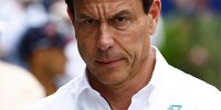 Foto zur News: &quot;Ungeheuerlich&quot;: So steht Toto Wolff zur Red-Bull-Affäre