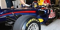 Foto zur News: Pirelli-Test: Vettel auch mit den neuen Reifen schnell