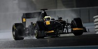 Foto zur News: Pirelli: Erfolgreiche Regentests in Abu Dhabi