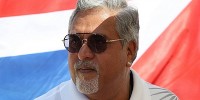 Foto zur News: Mallya: Indischer Formel-1-Playboy mit Ohrring