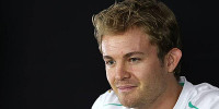 Foto zur News: Rosberg: &quot;Unsere Strategie ist besser&quot;