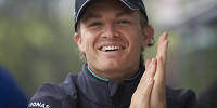 Foto zur News: Premiere: Rosberg als Pizzabäcker