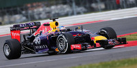 Foto zur News: Red Bull: Vettel testet 2015er-Reifen