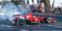 Foto zur News: Jerusalem: Fisichella begeistert im Formel-1-Auto