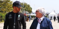 Foto zur News: Weihnachtstradition: Ecclestone stichelt gegen Mercedes