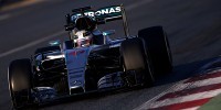 Foto zur News: Warum Mercedes den Test zwischen Rosberg/Hamilton teilt