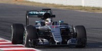 Foto zur News: Lewis Hamilton und der &quot;verrückte&quot; Mercedes-Testplan