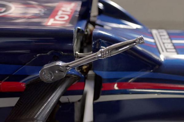 Foto zur News: Der RB9 im Detail: Mit kleinen Schritten vorwärts