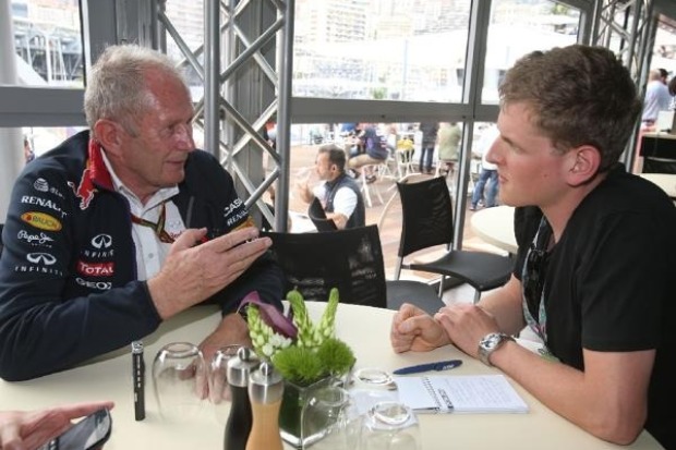 Foto zur News: Vettel oder Ricciardo? Marko sieht noch keinen Sieger
