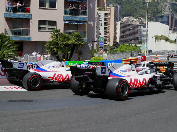 Foto zur News: Benzindruck schuld: Erste Haas-Niederlage für Mick Schumacher
