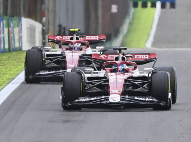 Guanyu Zhou, Valtteri Bottas