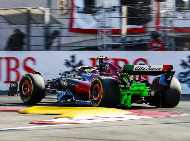 Guanyu Zhou (Alfa Romeo C43) beim Training zum Formel-1-Rennen in Monaco 2023