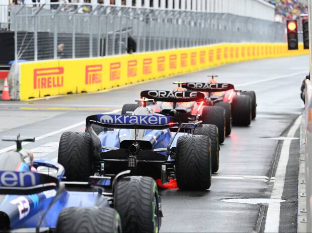 Foto zur News: Doch wieder Pole: So bekam Verstappen nach schwachem Freitag die Kurve