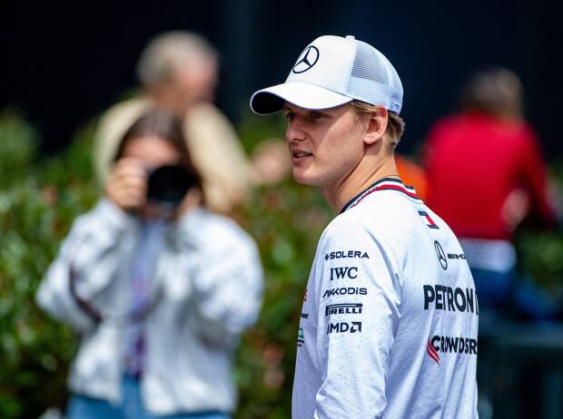 Foto zur News: Mick im McLaren: Schumacher absolviert Renndistanz bei Test in Silverstone