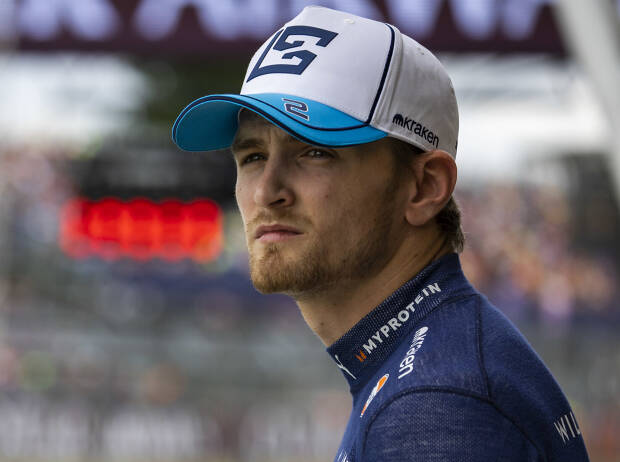 Foto zur News: Logan Sargeant schimpft: Mit Verstappen würden sie das nicht machen!