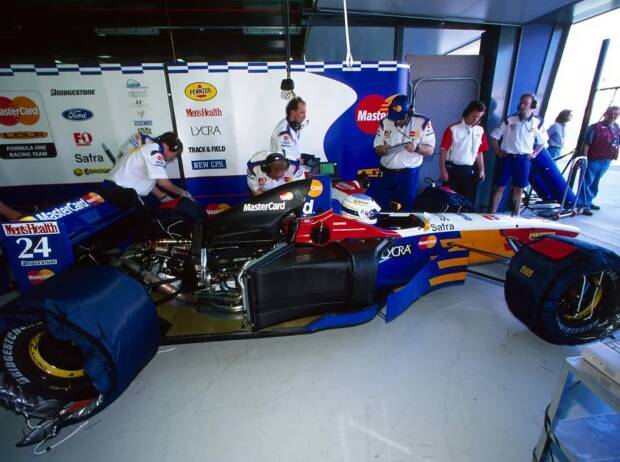 Foto zur News: Neuer McLaren-Sponsor weckt Erinnerungen an Lola-Fiasko 1997