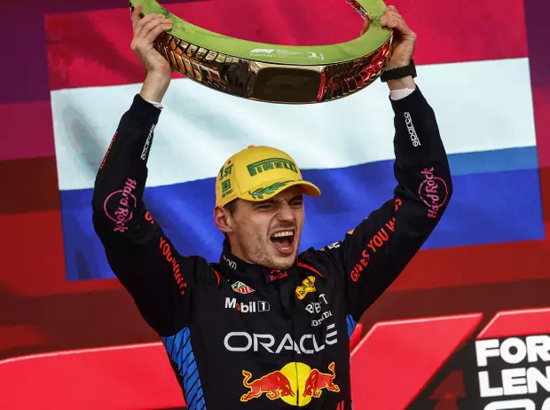 Foto zur News: Wer letzte Nacht am besten geschlafen hat: Max Verstappen