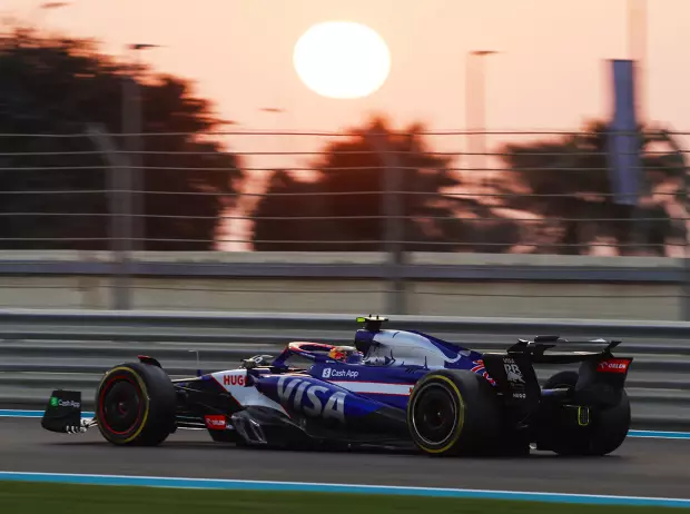 Foto zur News: "Habe großes Selbstvertrauen": Tsunoda freut sich auf Red-Bull-Test in Abu Dhabi