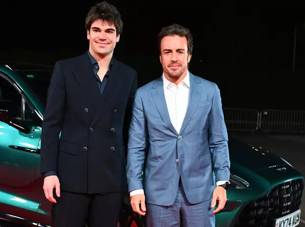 Foto zur News: Fernando Alonso sieht Aston Martins Chancen auf Dominanz steigen