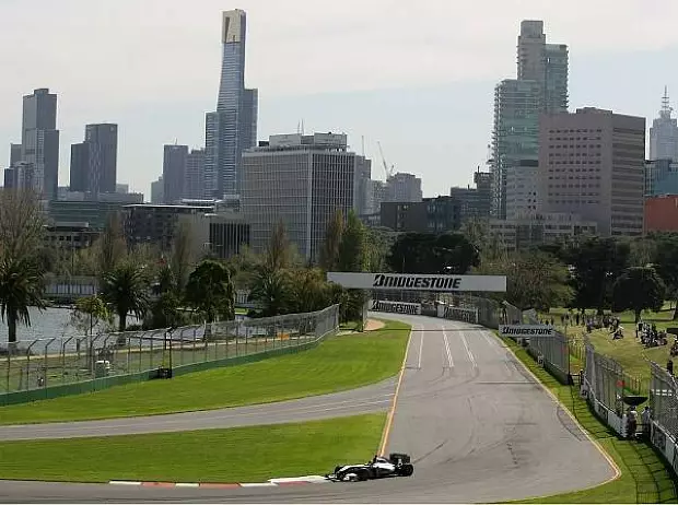 Foto zur News: Red Bull dominiert Qualifying in Melbourne