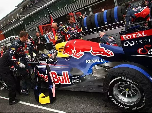 Foto zur News: Pirelli sauer auf Red Bull: "Was willst du da machen?"