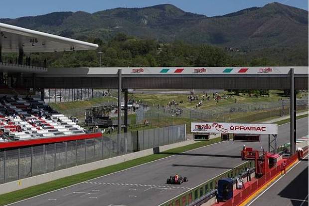 Foto zur News: Erfolgreiche Mugello-Premiere für Vettel