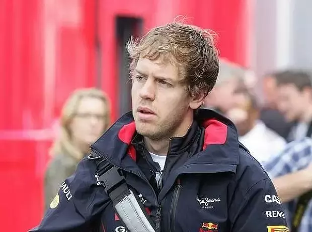 Foto zur News: Vettel vs. Button: Hart, aber gerecht