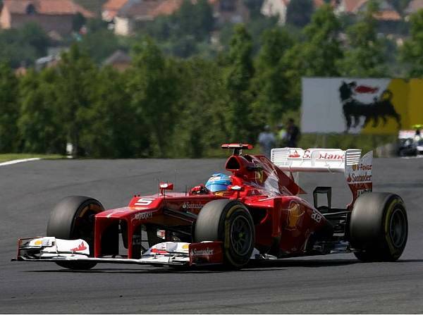 Foto zur News: Erfolgreiche Schadensbegrenzung für Alonso