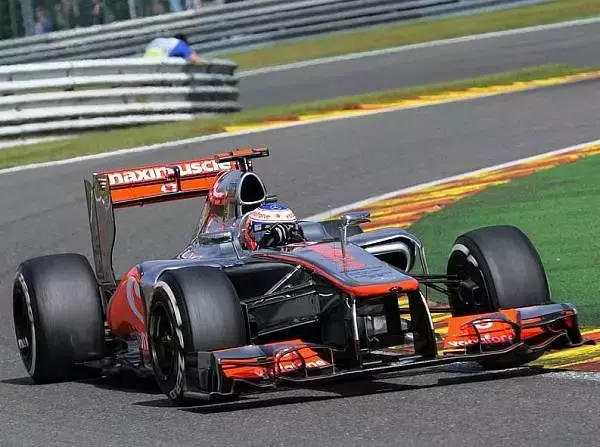 Foto zur News: Button lässt McLaren jubeln