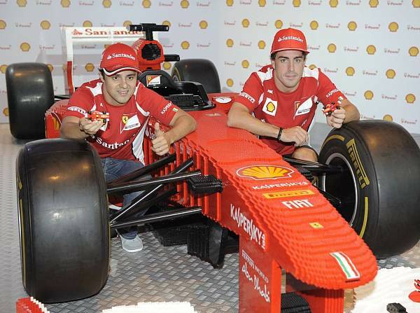 Foto zur News: Shell und Ferrari: Lego-Auto zum Jubiläum