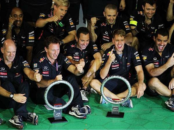 Foto zur News: Red Bull: Sieg und Sorgen in Singapur