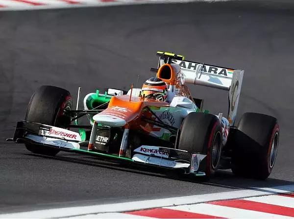 Foto zur News: Force India scheint über die Distanz schneller zu sein