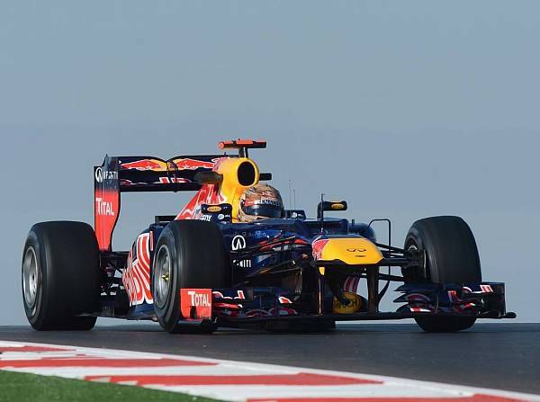 Foto zur News: Red Bull: Vettel dominiert und will sich weiter steigern