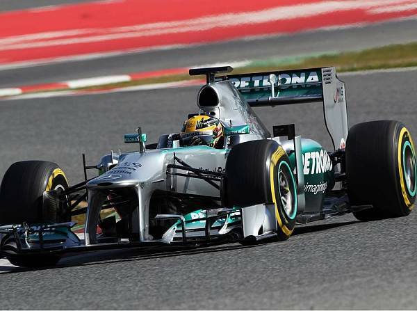 Foto zur News: Mercedes: Vorsichtiger Optimismus bei Hamilton