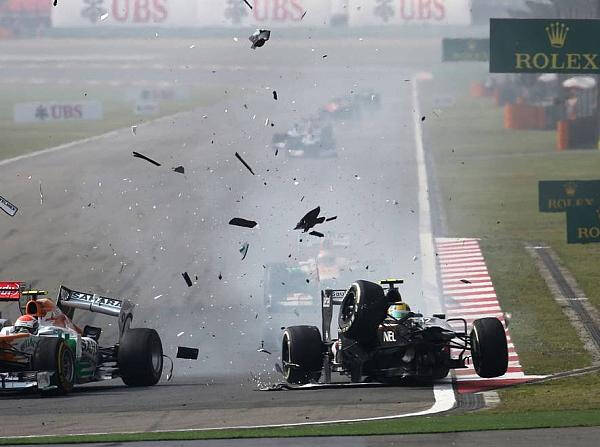 Foto zur News: Force India: Sutil abgeschossen - di Resta punktet