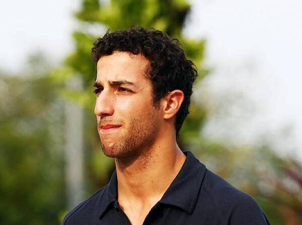 Foto zur News: Ricciardo: "Wenn es auf jemanden wie Kimi hinausläuft..."