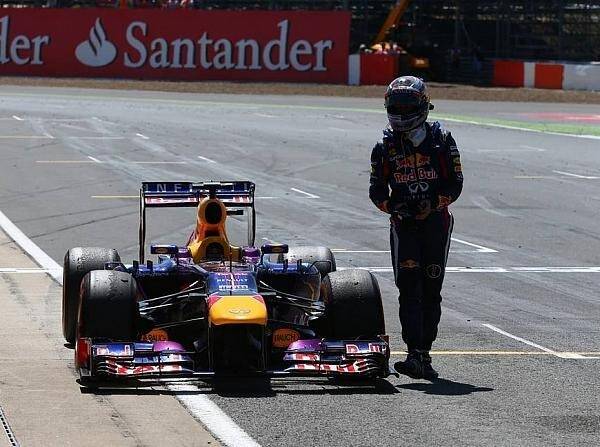 Foto zur News: Vettel nach Getriebeschaden enttäuscht