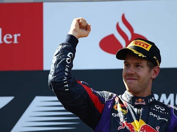 Foto zur News: Vettel überglücklich nach erstem Heimsieg