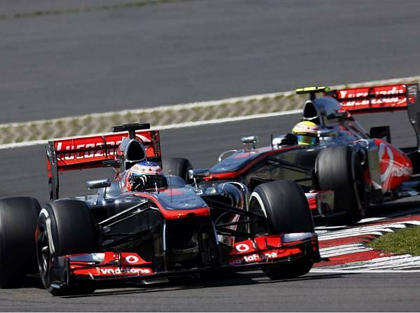 Foto zur News: McLarens Singapur-Plan: Punkte mit beiden Autos