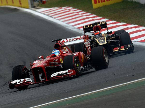 Foto zur News: Ferrari: Alonso hofft auf Wunder