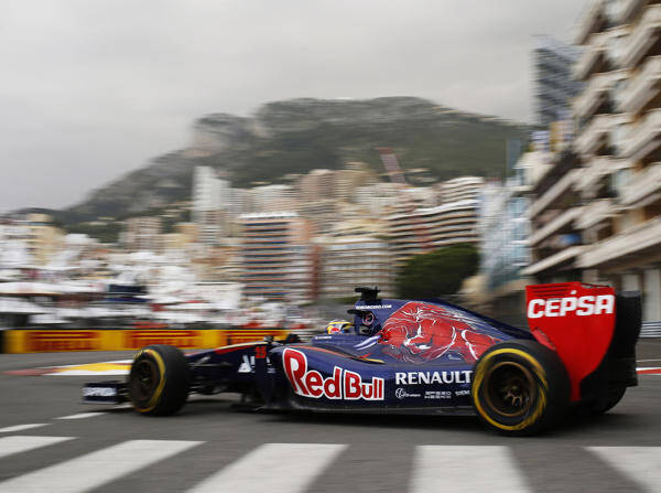 Foto zur News: Toro Rosso erstmals mit neuer Renault-Software unterwegs