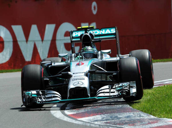 Foto zur News: Nächster Rosberg-Rüffel: Hamilton räumt Fehler ein