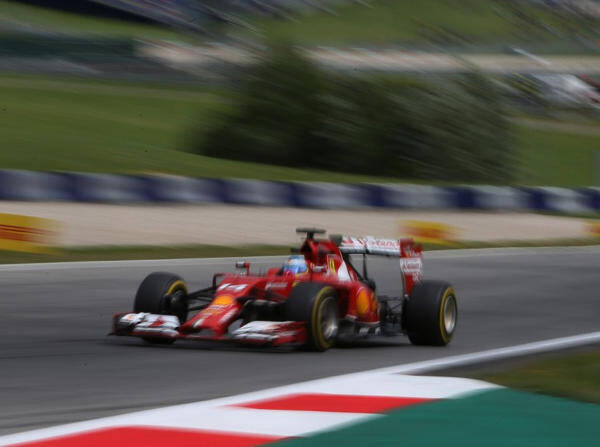 Foto zur News: Ferrari testet Bereiche: Alonso hinten, Räikkönen vorn