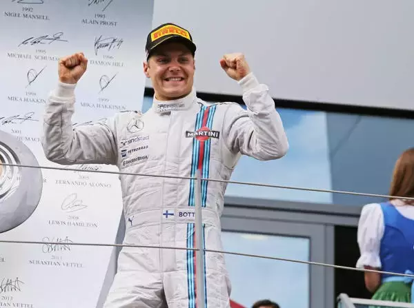 Foto zur News: Strahlender Finne: Bottas erntet die Williams-Früchte