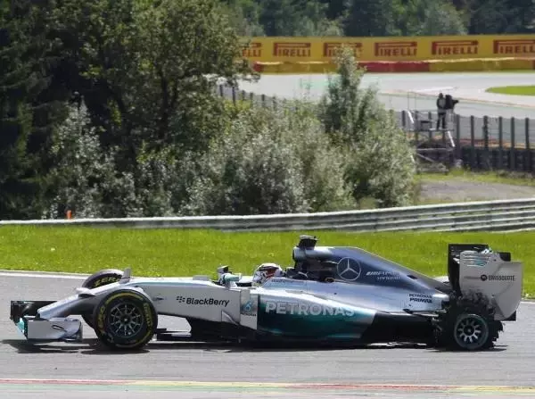 Foto zur News: Warwick: Strafe für Rosberg unwahrscheinlich