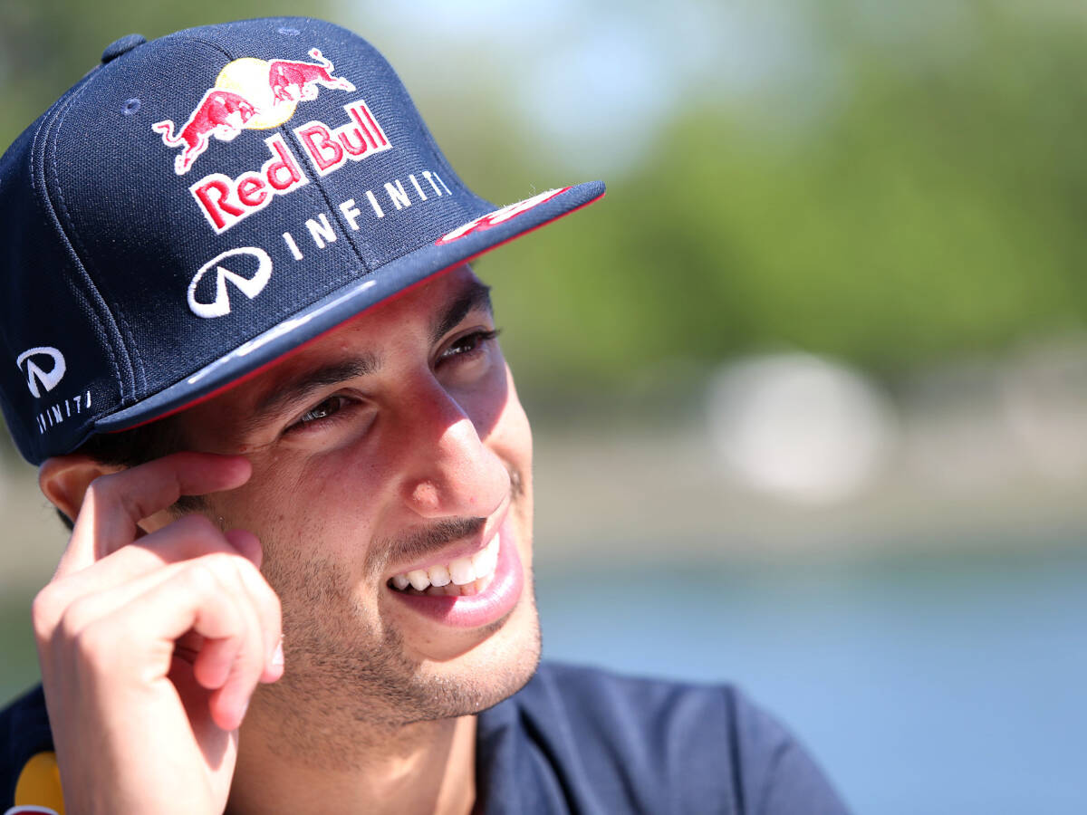 Foto zur News: Interview mit Daniel Ricciardo: Vergleich mit Vettel frustriert